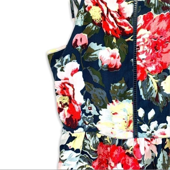 MinkPink 100% Viscose Floral Peplum Strapy Tank - Picture 3 of 8